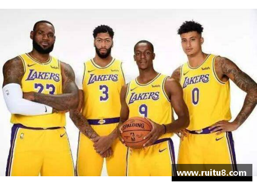 JN江南体育NBA湖人队：球星光芒背后的团队奋斗精神 - 副本